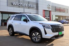 2026 Nissan Pathfinder SL SUV