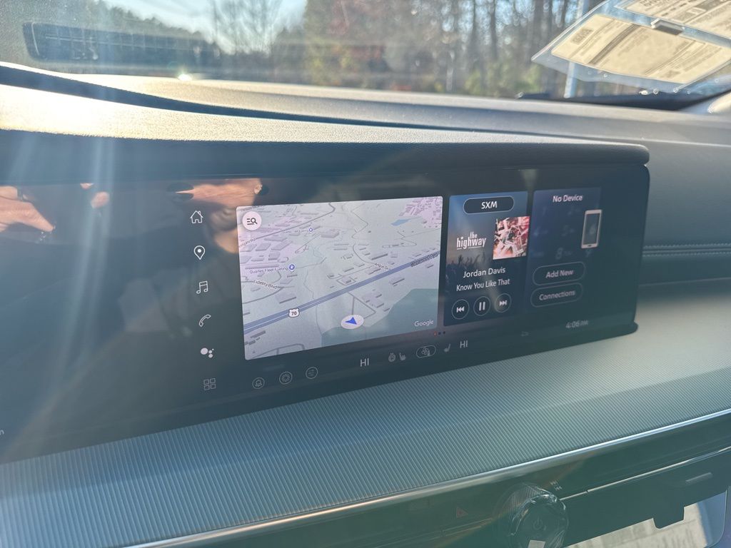 2025 Nissan Murano SL photo 4