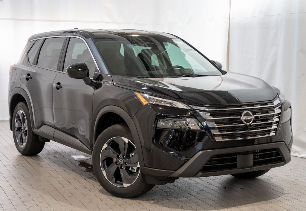 2026 Nissan Rogue SV's photo
