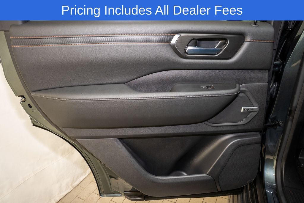 2026 Nissan Armada PRO-4X - Photo 13