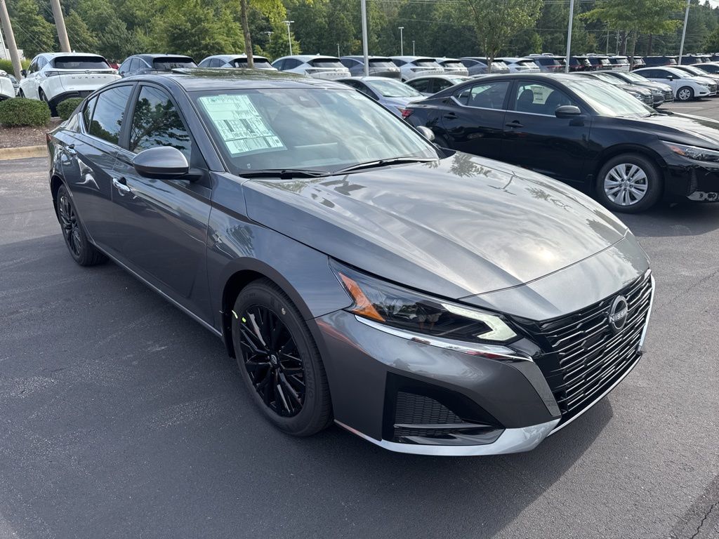 2025 Nissan Altima Sedan 