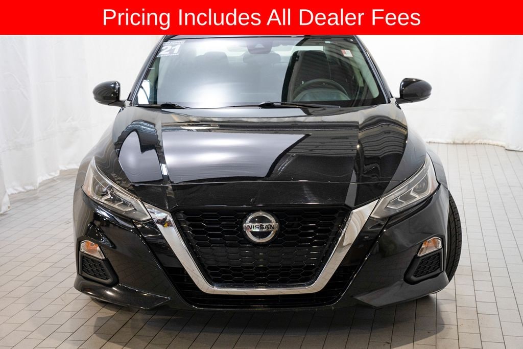 Used 2021 Nissan Altima 2.5 SV Sedan
