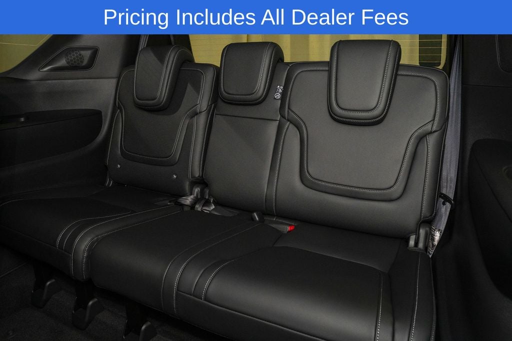 2026 Nissan Armada PRO-4X - Photo 12