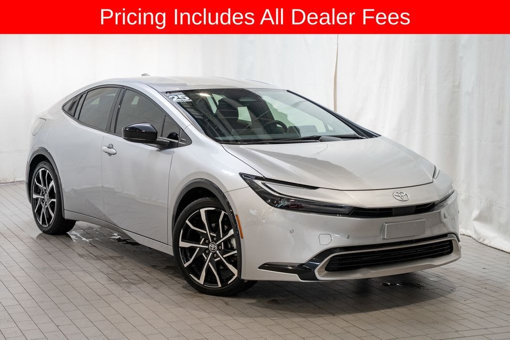 Used 2025 Toyota Prius Plug-in Hybrid XSE Hatchback