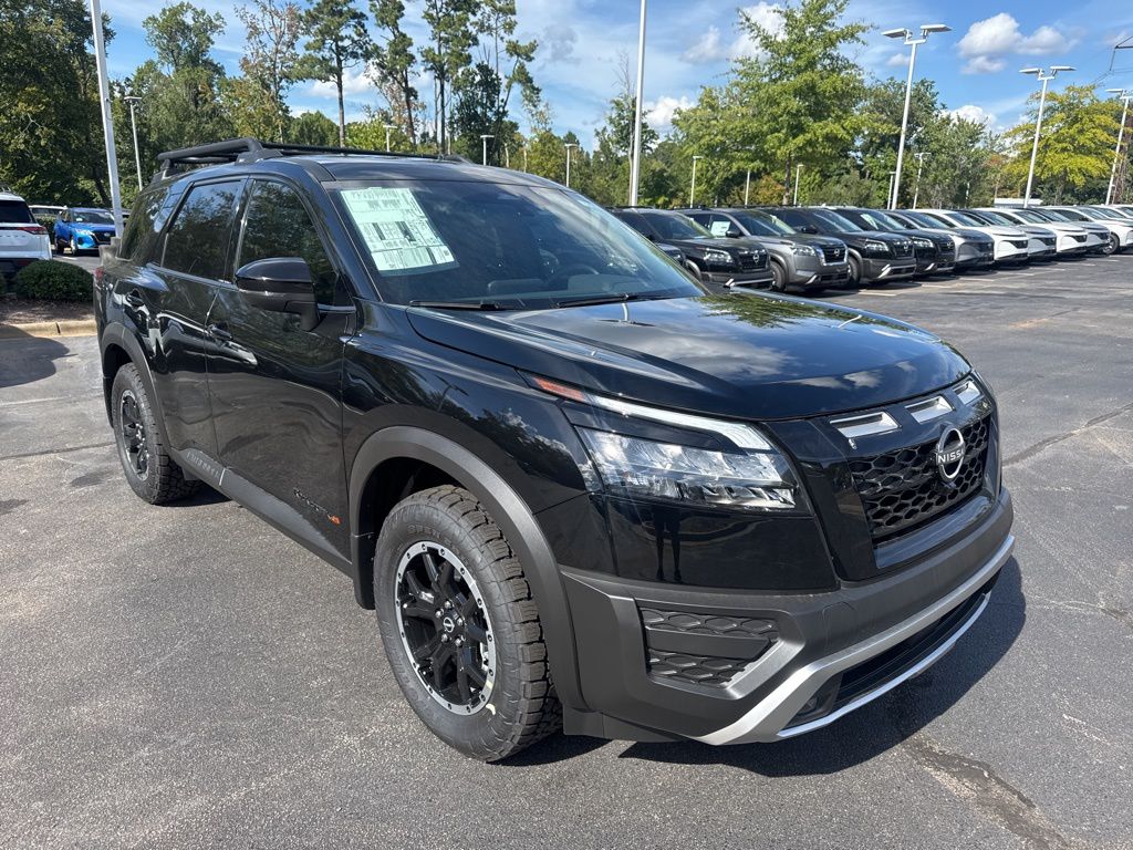 2025 Nissan Pathfinder SUV 