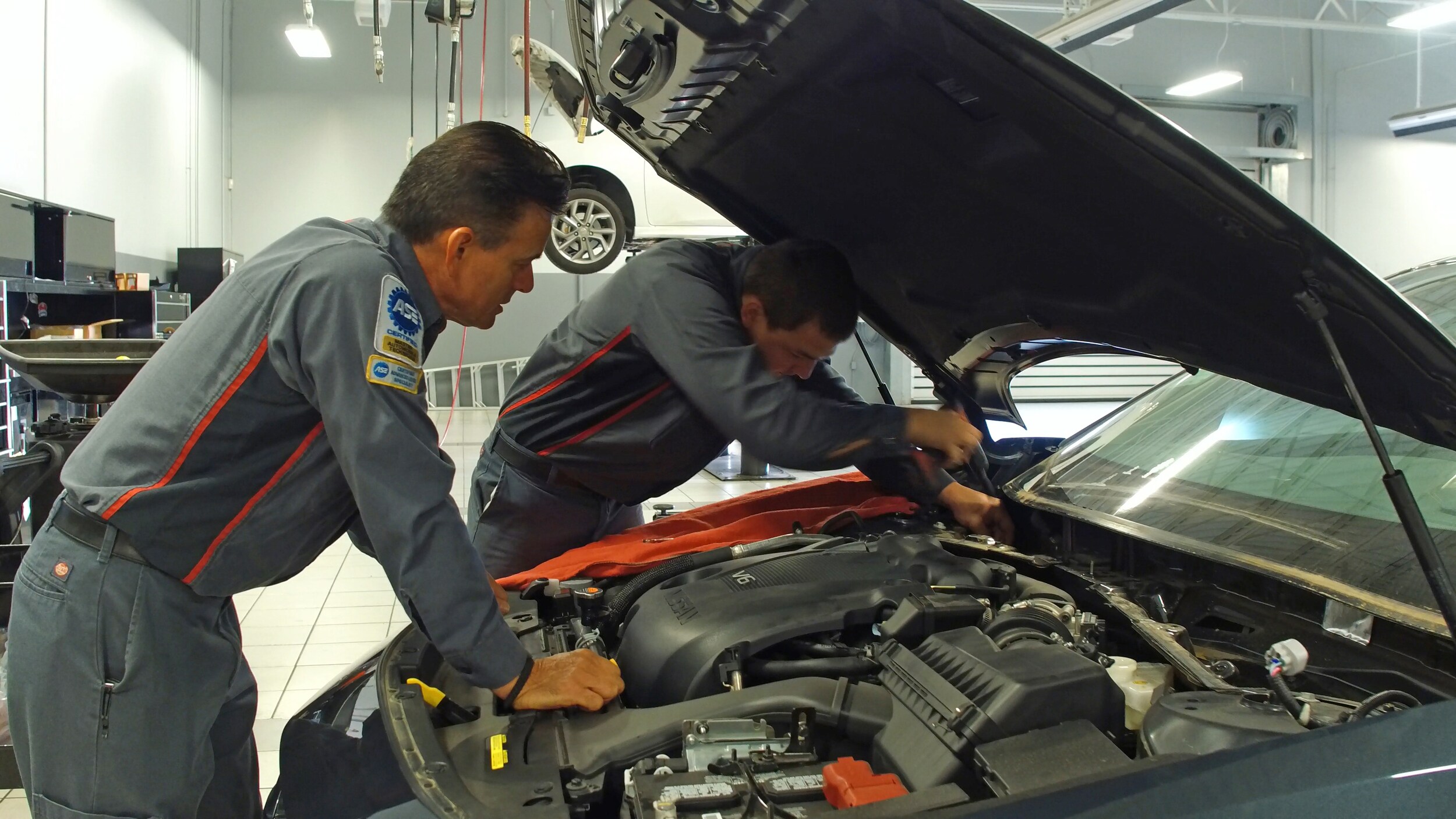 newton nissan service department