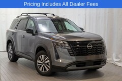 2026 Nissan Pathfinder SL SUV