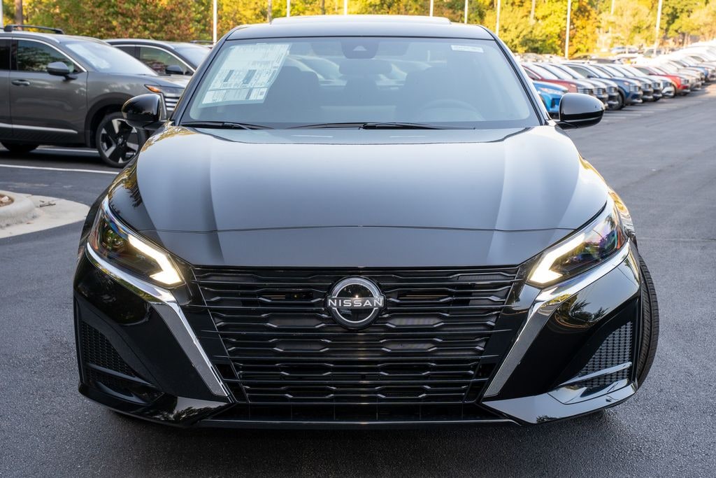 New 2025 Nissan Altima SV Sedan