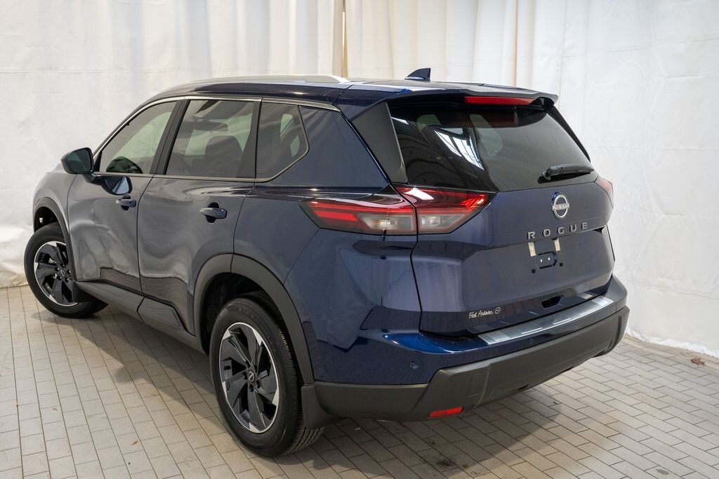 New 2026 Nissan Rogue SV SUV