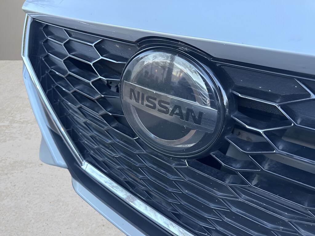2020 Nissan Sentra SV photo 4