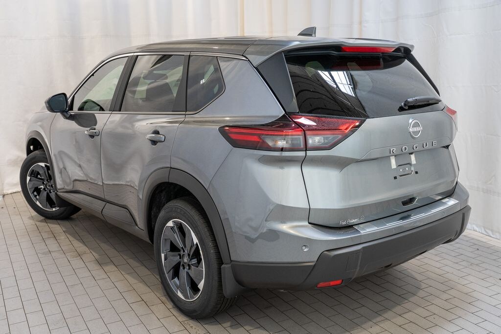New 2026 Nissan Rogue SV SUV