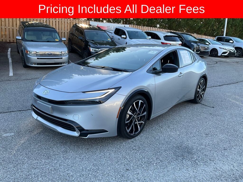 Used 2025 Toyota Prius Plug-in Hybrid XSE Hatchback