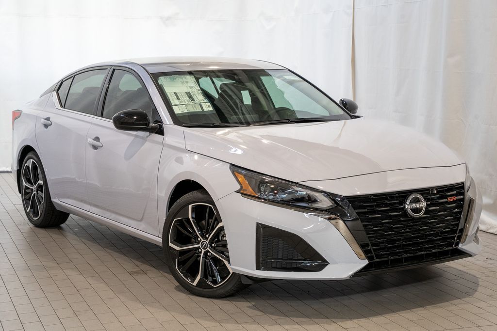 2025 Nissan Altima Sedan 