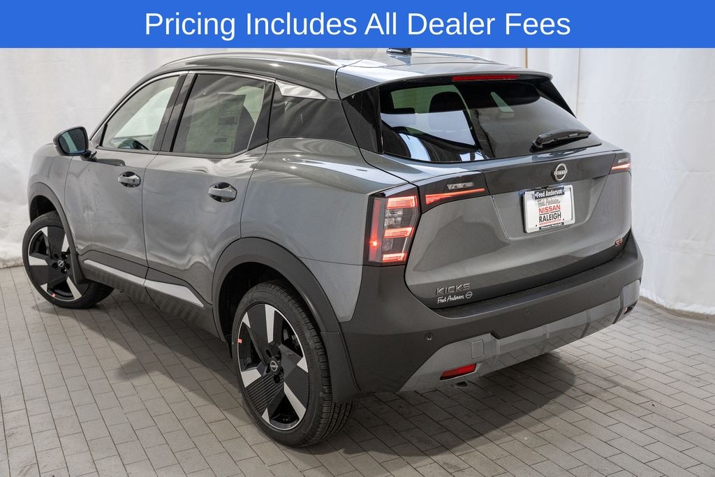 New 2026 Nissan Kicks SR SUV