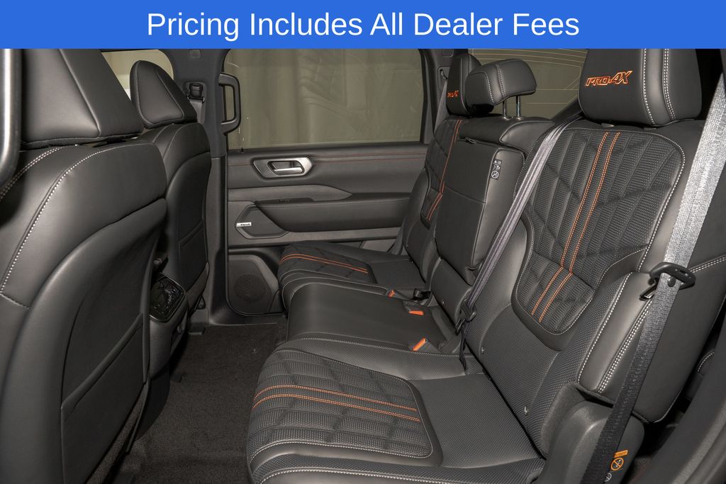 2026 Nissan Armada PRO-4X - Photo 11