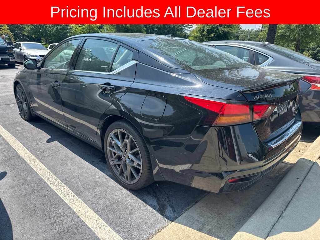 Certified 2023 Nissan Altima 2.0 SR Sedan