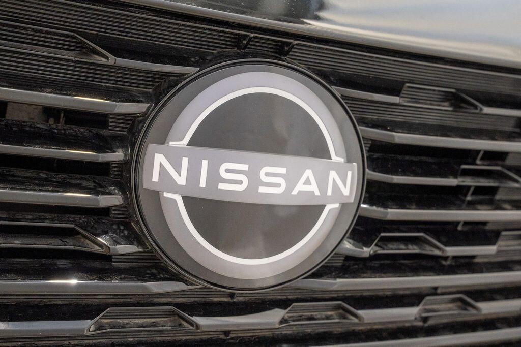 New 2025 Nissan Sentra SV Sedan