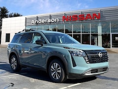 2026 Nissan Pathfinder SL SUV