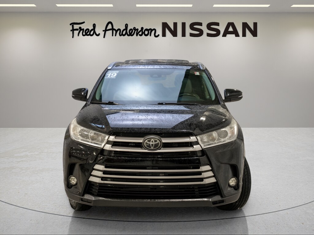 2019 Toyota Highlander XLE photo 3