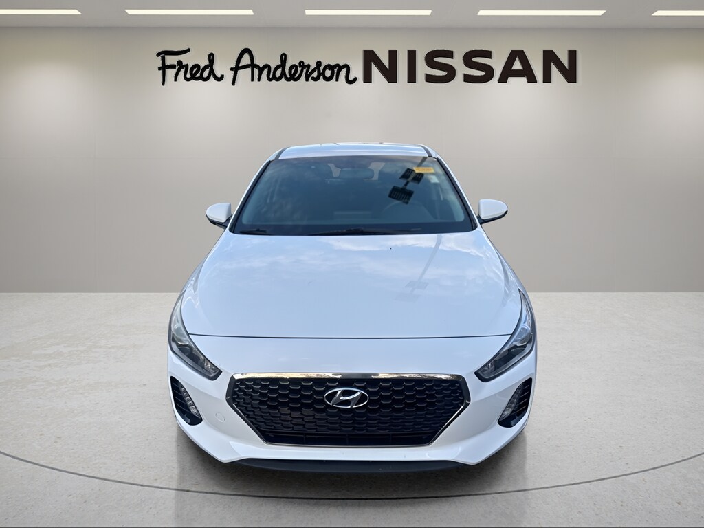 2018 Hyundai Elantra GT Base photo 2