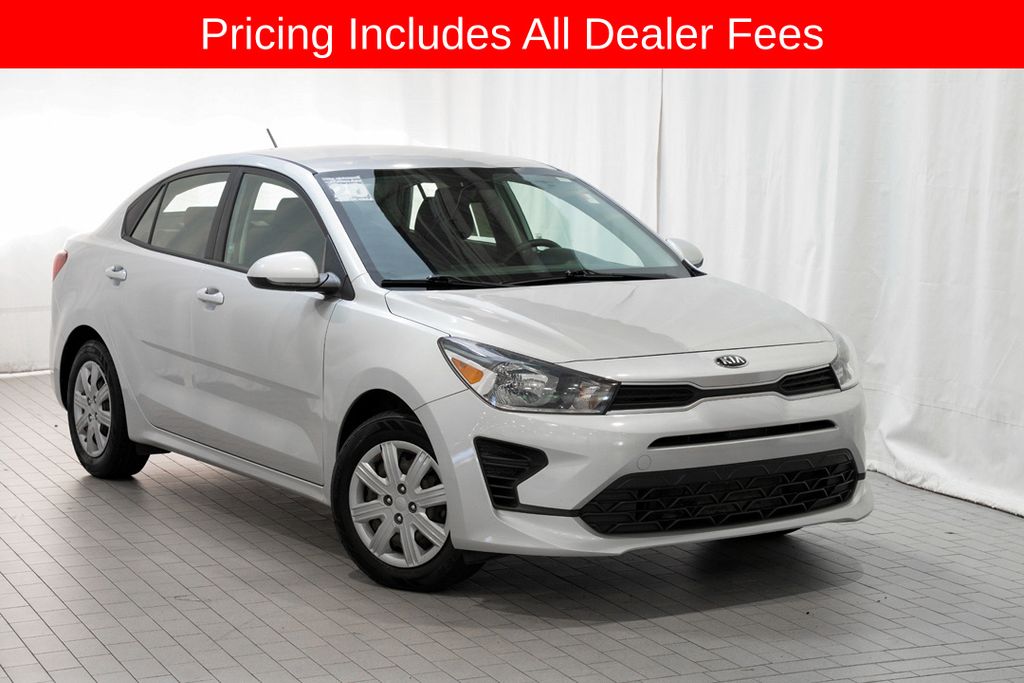 2021 Kia Rio S iVT's photo