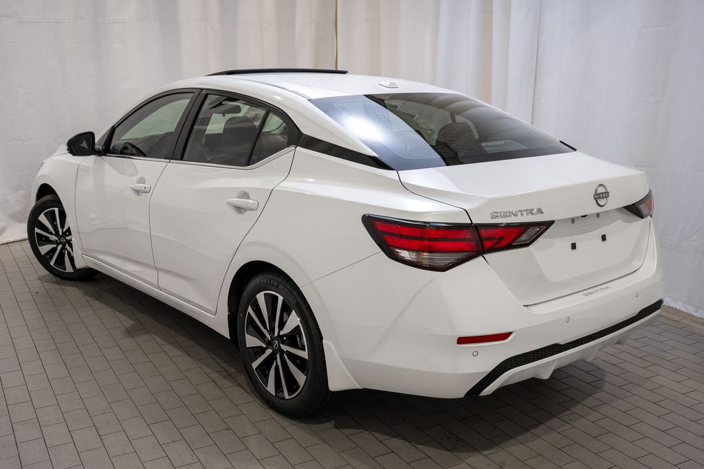 2025 Nissan Sentra SV photo 3