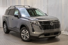 2026 Nissan Pathfinder SL SUV