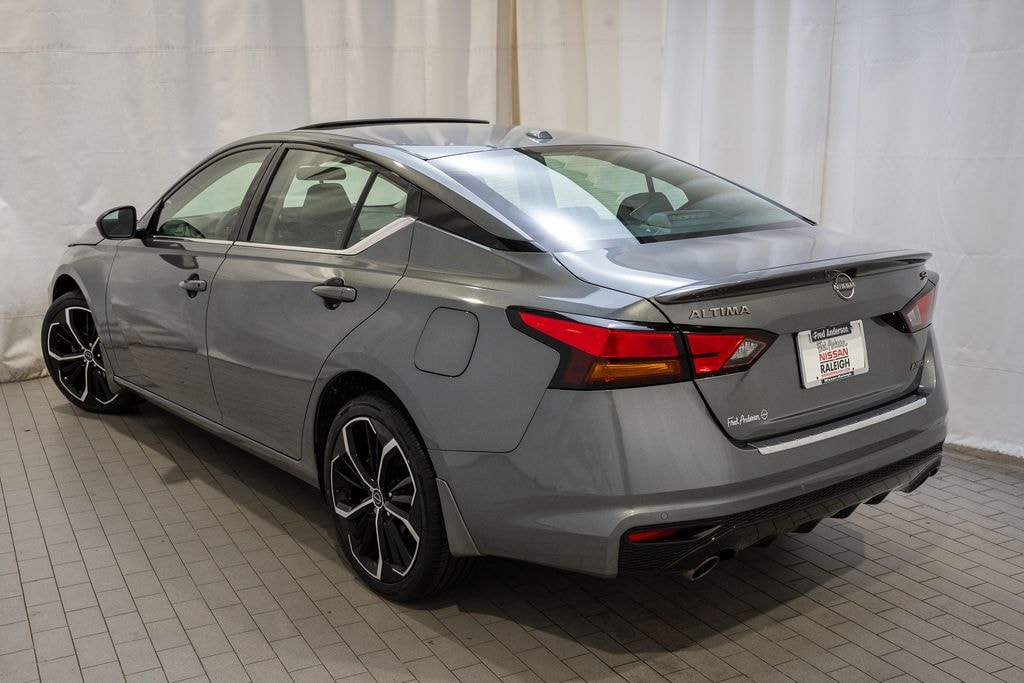 Used 2023 Nissan Altima 2.5 SR Sedan