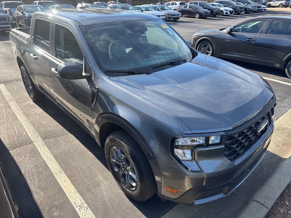 2025 Ford Maverick XLT's photo