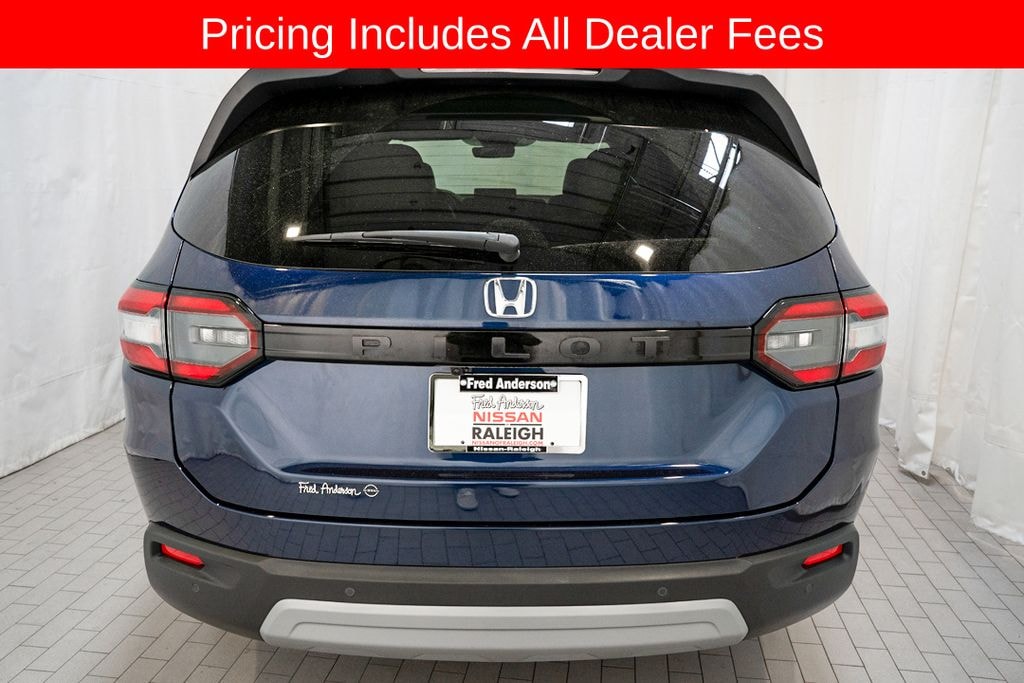 Used 2025 Honda Pilot EX-L SUV