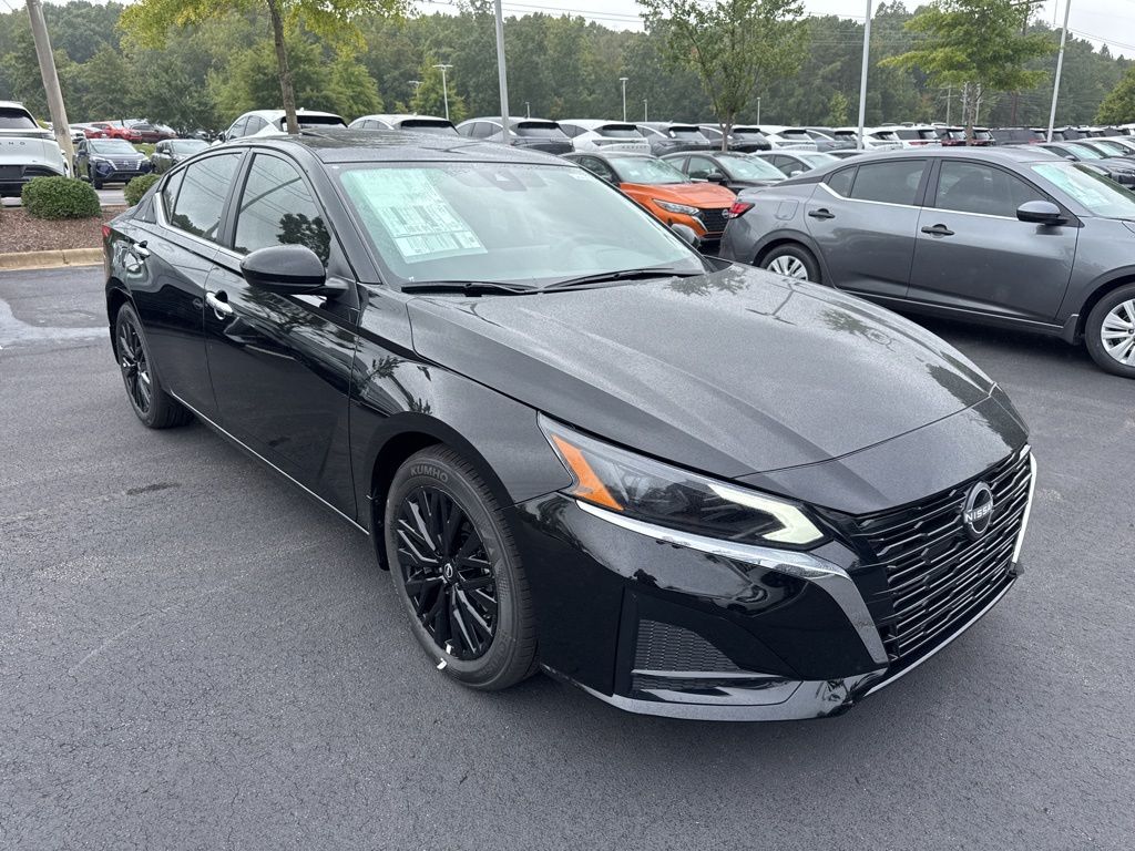 2025 Nissan Altima Sedan 