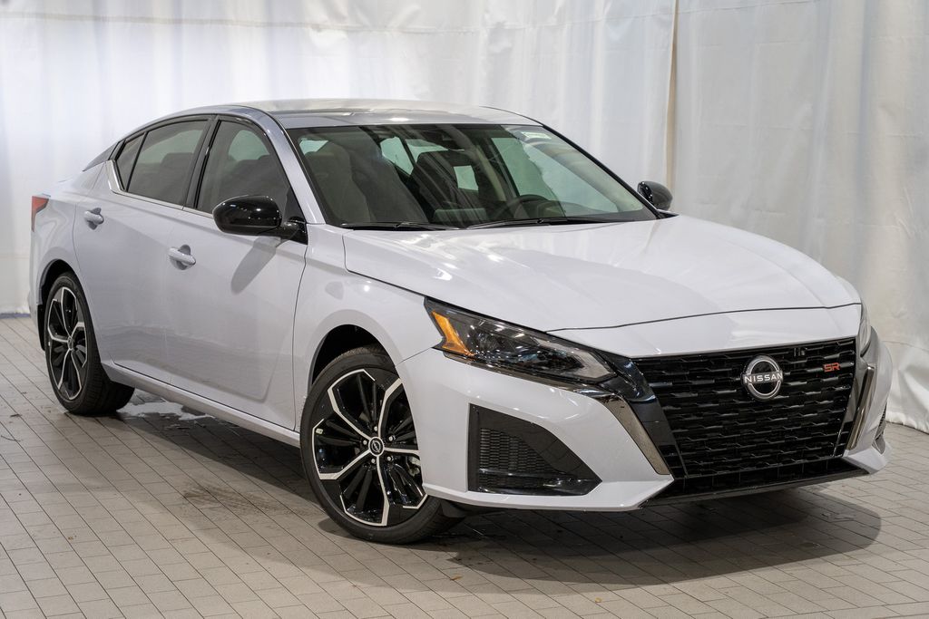 2025 Nissan Altima Sedan 