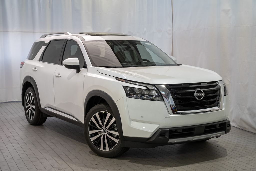 2025 Nissan Pathfinder SUV 