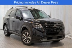 2026 Nissan Pathfinder SL SUV