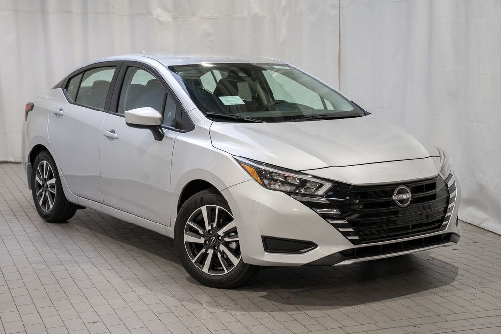 New 2025 Nissan Versa 1.6 SV Sedan