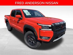 2025 Nissan Frontier PRO-4X Truck Crew Cab