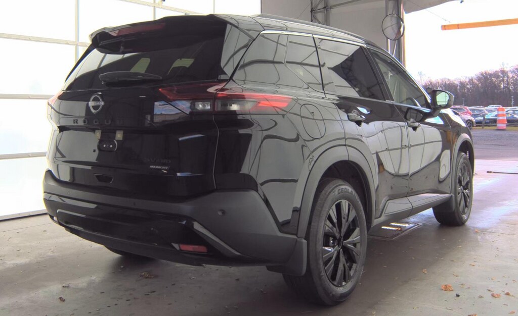 Used 2023 Nissan Rogue SV SUV