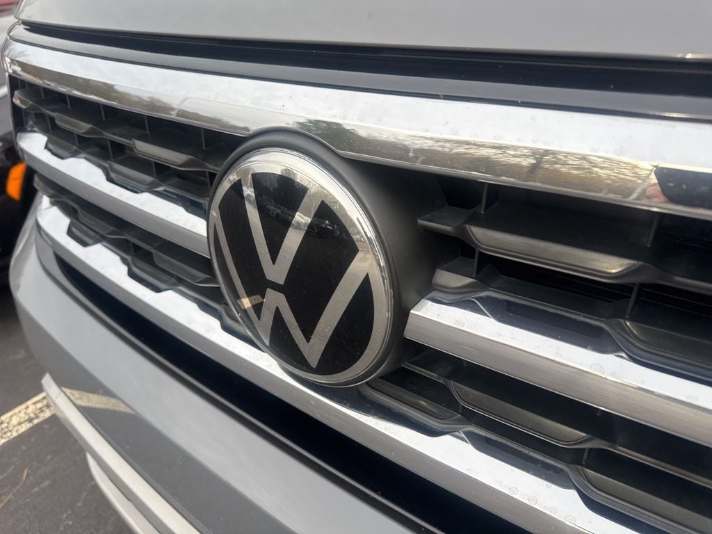 Used 2021 Volkswagen Atlas Cross Sport 3.6L V6 SE w/Technology SUV