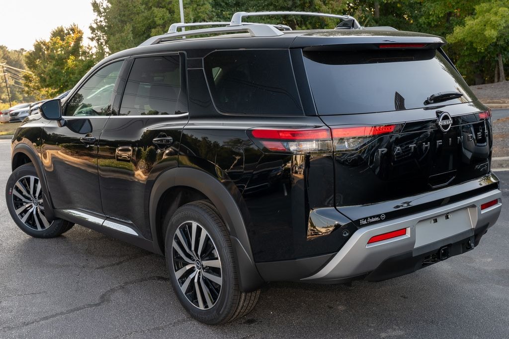 New 2025 Nissan Pathfinder Platinum SUV