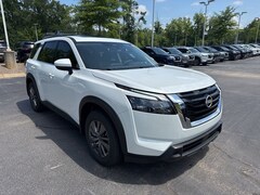 2025 Nissan Pathfinder SV SUV