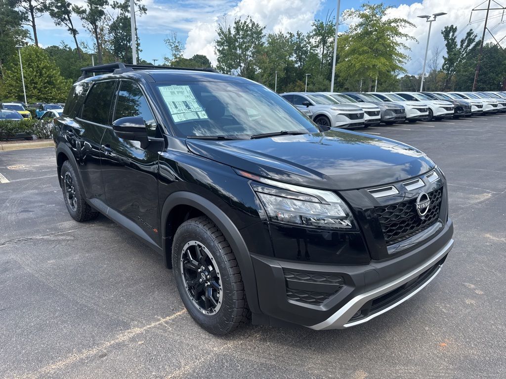 2025 Nissan Pathfinder SUV 