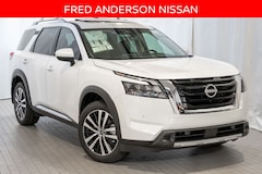 2025 Nissan Pathfinder Platinum SUV