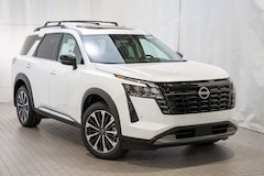 2026 Nissan Pathfinder Platinum SUV
