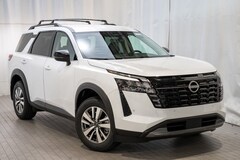 2026 Nissan Pathfinder SL SUV