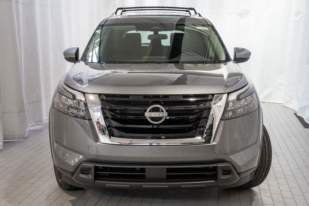 New 2025 Nissan Pathfinder SV SUV