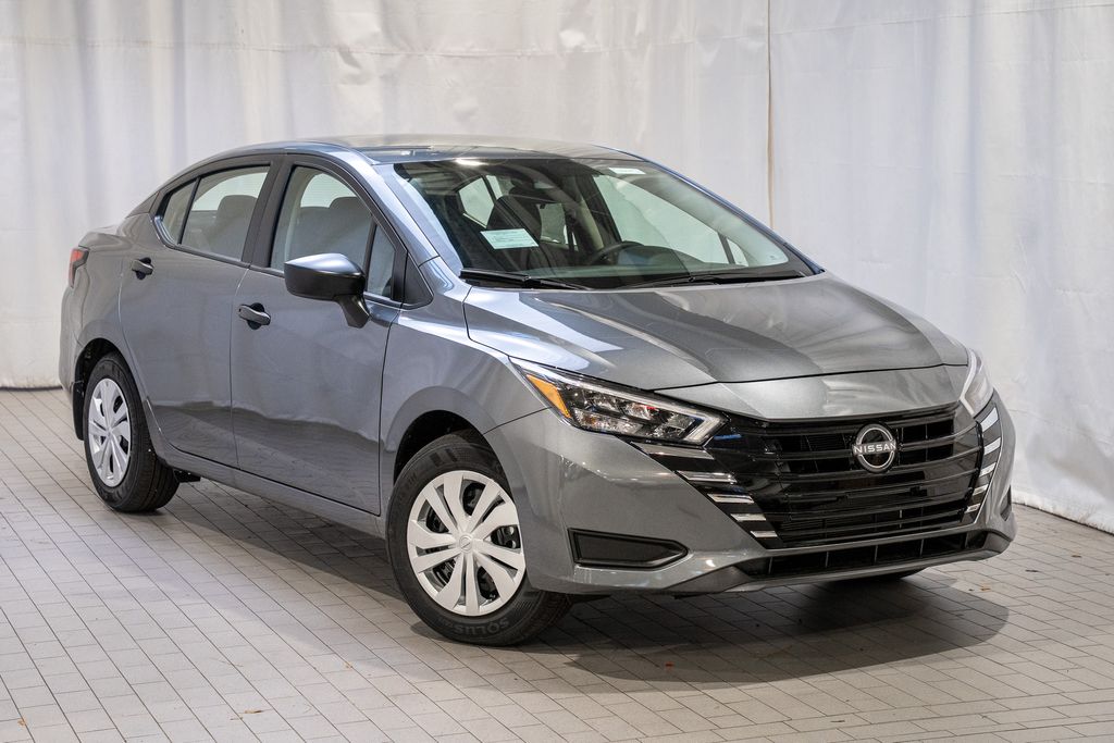 2025 Nissan Versa Sedan 