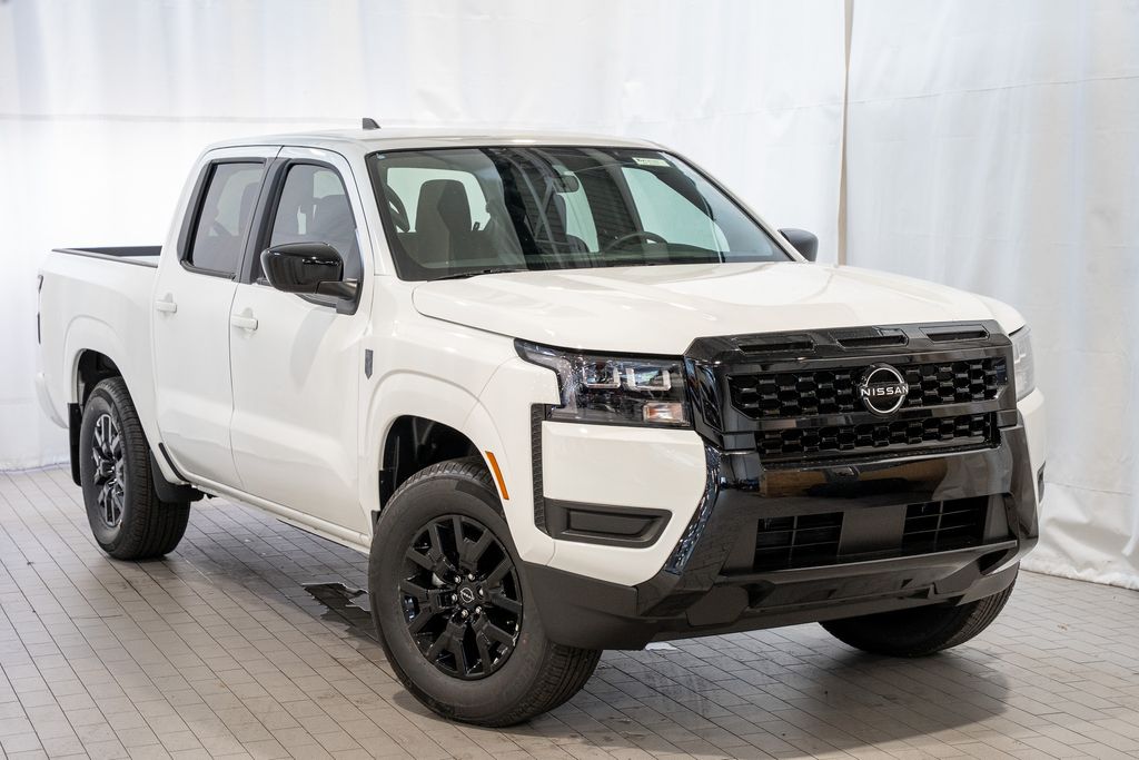 2026 Nissan Frontier SV's photo