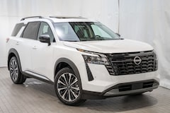 2026 Nissan Pathfinder Platinum SUV