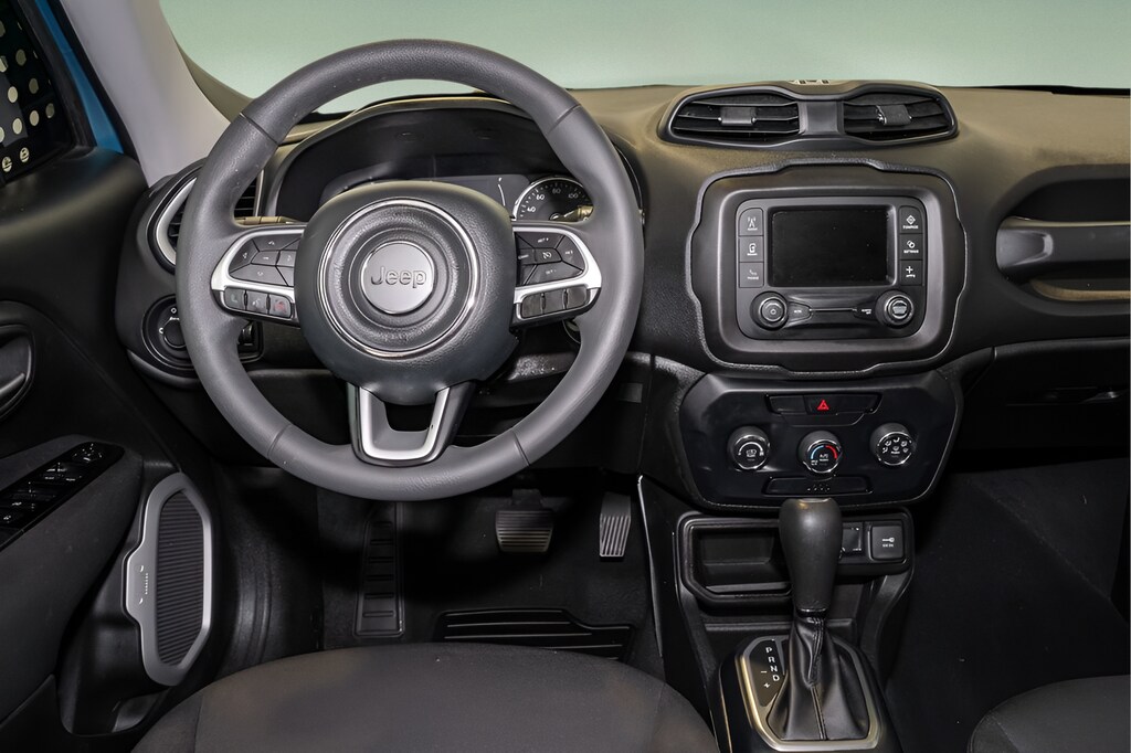 2020 Jeep Renegade Sport photo 2