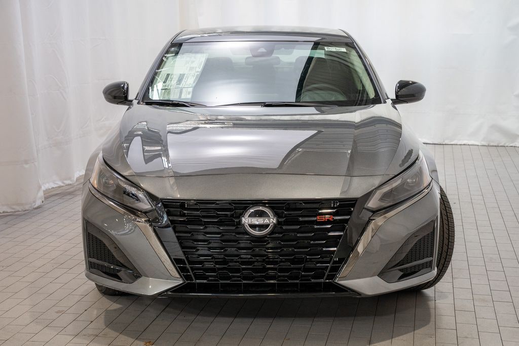 New 2025 Nissan Altima SR Sedan